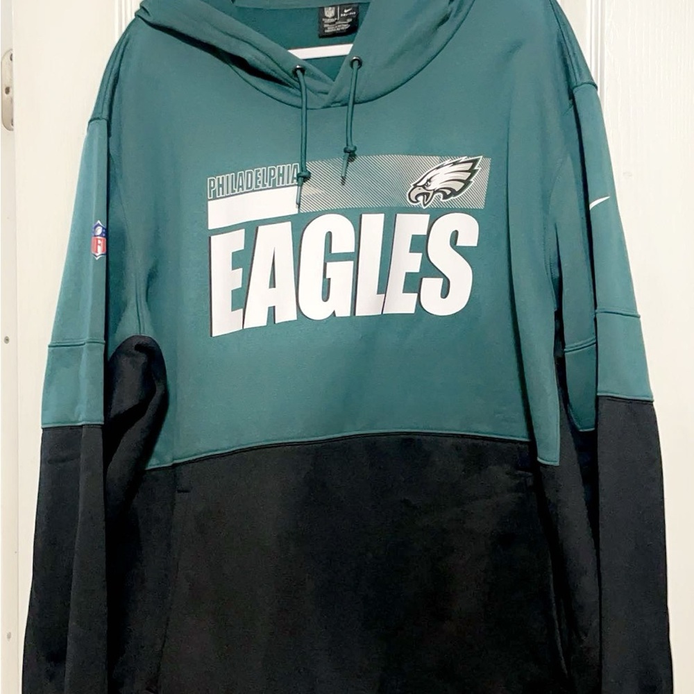 Philadelphia Eagles Green and Black Hoodie